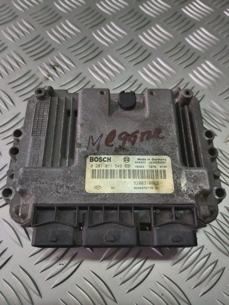 Dzinēja vadības bloks priekš RENAULT MEGANE 2004 1 Dzinēja vadības bloks priekš RENAULT MEGANE 2004