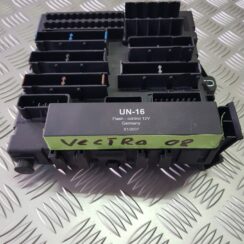 Drošinātāju relejas kaste priekš OPEL VECTRA C 2008