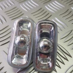 Pagrieziena signala lukturis priekš AUDI A4 AVANT 2005