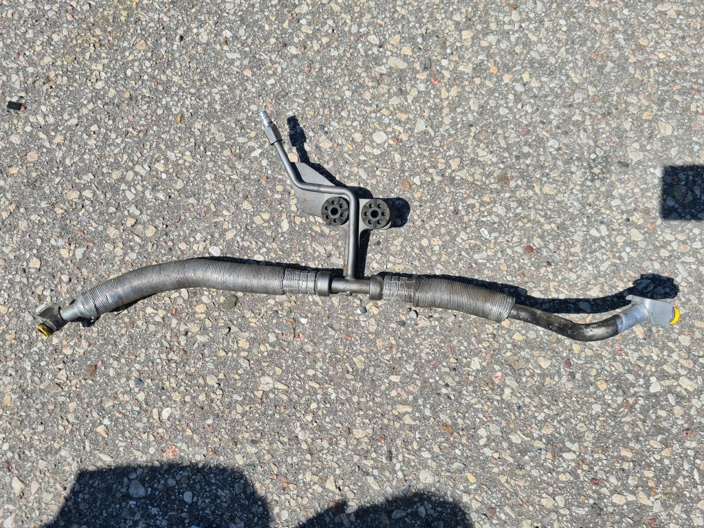 Gaisa kondicioniera galvenā caurule priekš BMW 520D E60 2006 ENG.