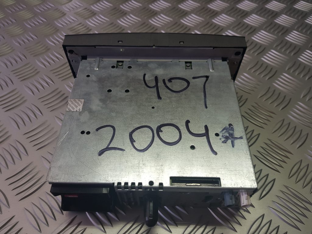 CD/DVD/Navigācijas bloks priekš PEUGEOT 407 2004