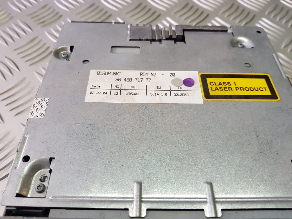 CD/DVD/Navigācijas bloks priekš PEUGEOT 407 2004