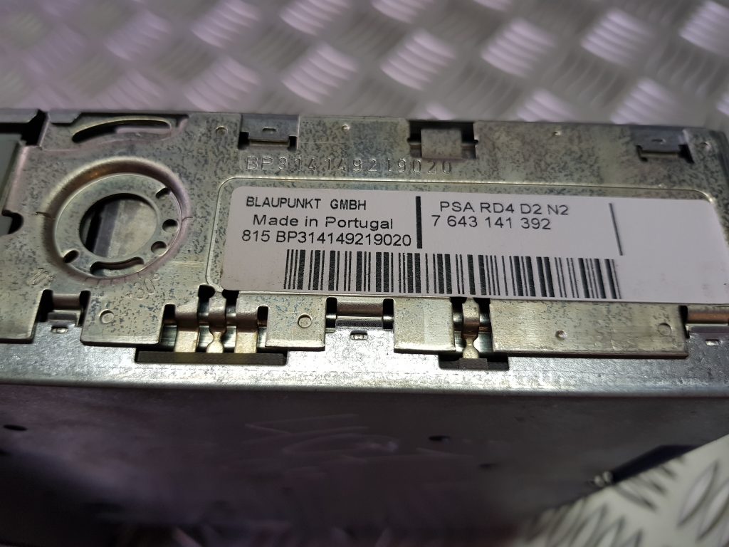 CD/DVD/Navigācijas bloks priekš PEUGEOT 407 2004