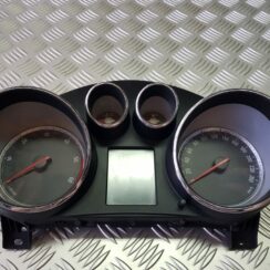 Spidometrs priekš OPEL INSIGNIA SPORTS TOURER 2010