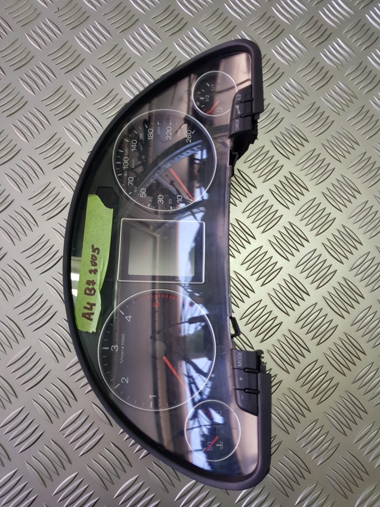 Spidometrs priekš AUDI A4 2005 1 Spidometrs priekš AUDI A4 2005