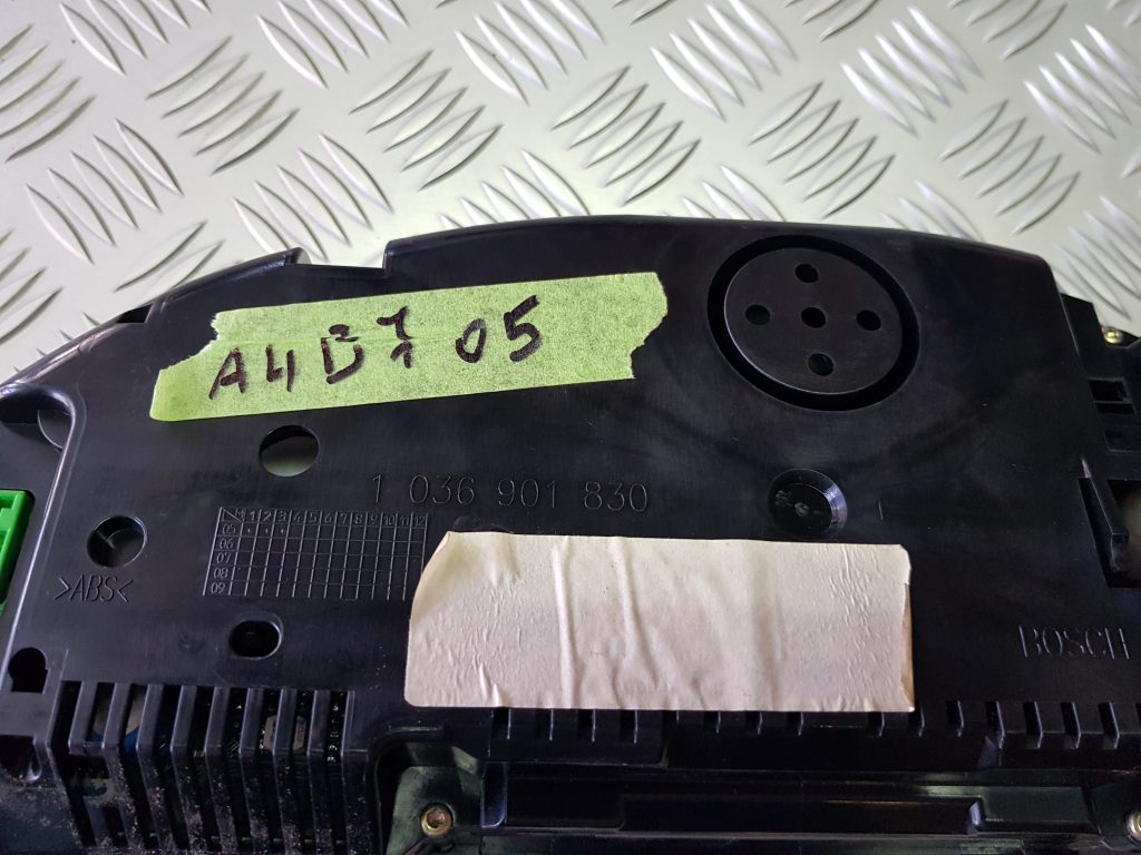 Spidometrs priekš AUDI A4 2005 2 Spidometrs priekš AUDI A4 2005