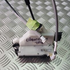 Priekšējo labo durvju slēdzene priekš CITROEN C4 2018