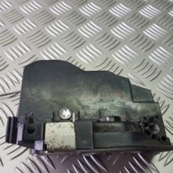 Priekšējo kreiso durvju slēdzene priekš BMW 530D E61 2006 TOURING TITANSILVER