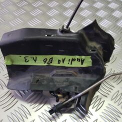 Aizmugurējo kreiso durvju slēdzene priekš AUDI A4 AVANT 2004