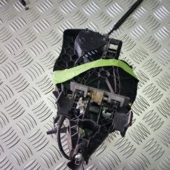 Aizmugurējo kreiso durvju slēdzene priekš VOLVO S40 2004 Grey