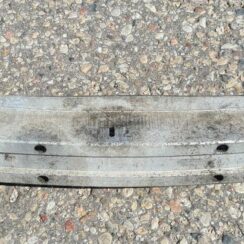 Priekšējā bufera pastiprinātājs priekš AUDI A4 AVANT 2004