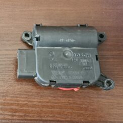 Apsildes sistēmas aktuators priekš AUDI A4 AVANT 2004
