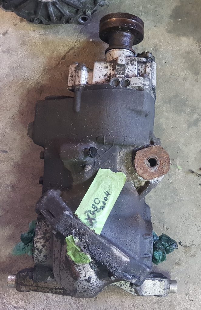 Aizmugurējais reduktors priekš VOLVO XC90 2004