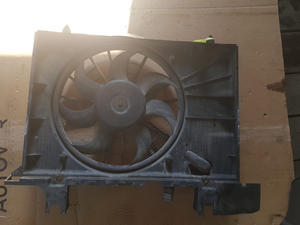 Dzesēšanas radiatora ventilators priekš VOLVO V70 1997