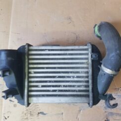 Interkūleris priekš AUDI A4 2004