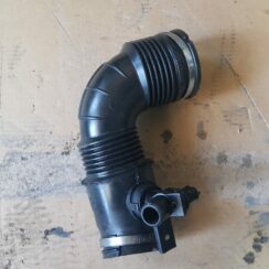 Gaisa filtra korpusa caurule priekš OPEL INSIGNIA SPORTS TOURER 2010