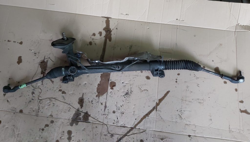 Stūres mehānisms priekš VOLVO C30 2008 BLACK