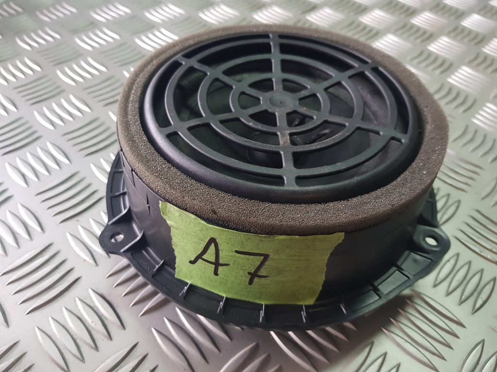 Durvju skaļrunis, apakšā priekš AUDI A7 2011 SPORTBACK