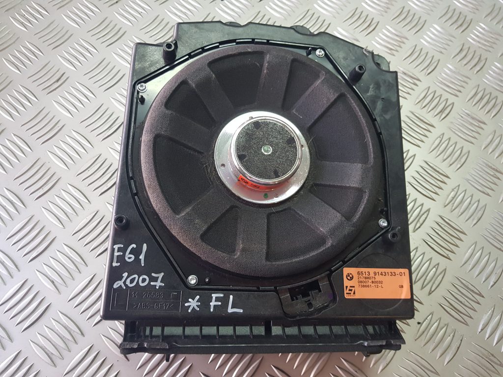 Skaļrunis (Sabvūferis) priekš BMW 525D E61 2007 TOURING BLACK