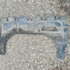 Dzinēja aizsargs priekš VW PASSAT B6 2008 ANGL.