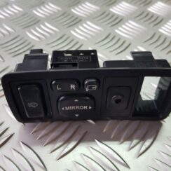 Mērinstrumentu paneļa pārslēgšanas pogas priekš TOYOTA AVENSIS 2004