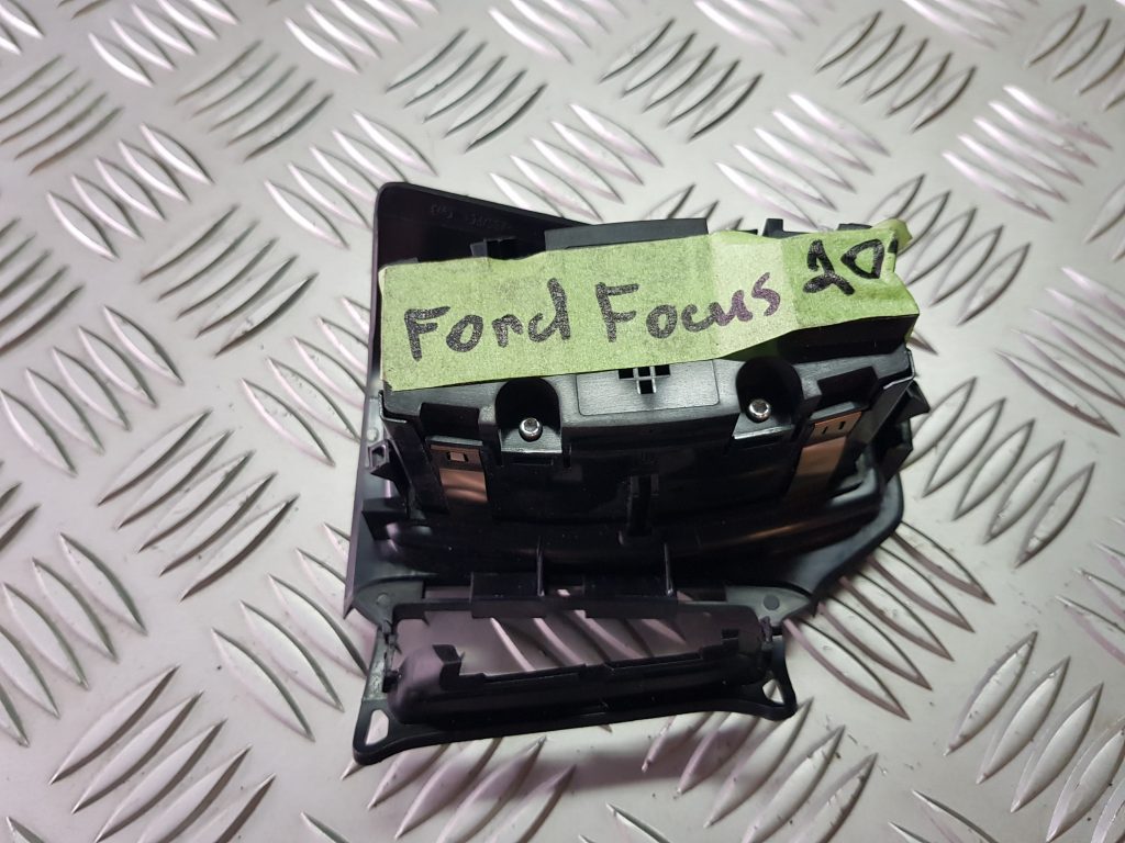 Gaismas slēdzis priekš FORD FOCUS 2016 2 Gaismas slēdzis priekš FORD FOCUS 2016