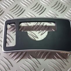 Dekoratīvs rāmis pārnesumu selektoram priekš MERCEDES BENZ E250 W212 2014