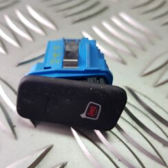 Aklās zonas sensoru poga priekš AUDI A7 2011 SPORTBACK