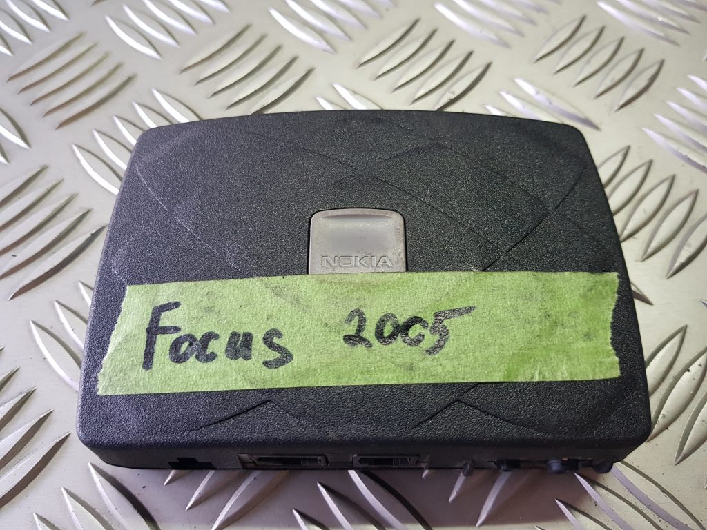 Tālruņa vadības bloks priekš FORD FOCUS 2006