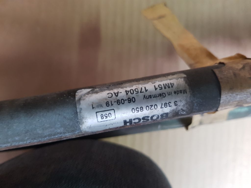 Vējstikla tīrīšanas mehānisms priekš FORD FOCUS 2006 2 Vējstikla tīrīšanas mehānisms priekš FORD FOCUS 2006