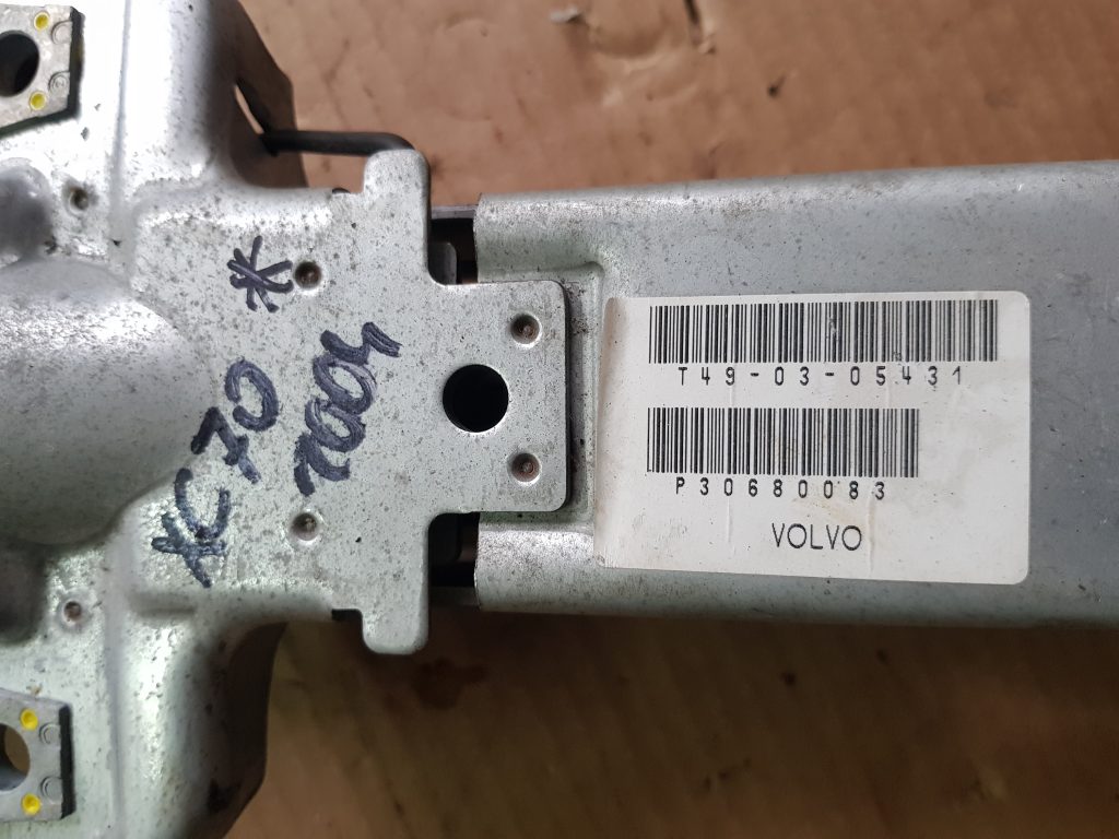 Stūres statne priekš VOLVO XC70 2004
