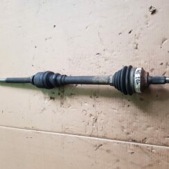 Pusass priekšēja labā priekš PEUGEOT 407 2004