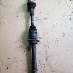 Pusass priekšēja labā priekš TOYOTA COROLLA VERSO 2008