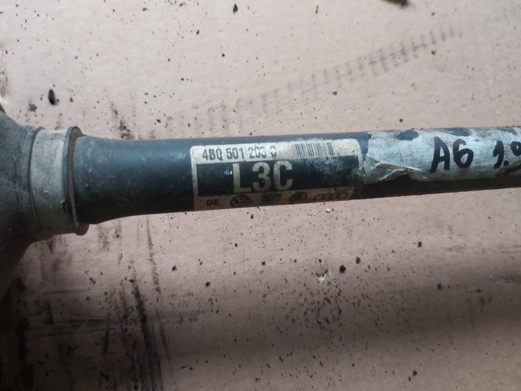 Pusass aizmugurē priekš AUDI A6 AVANT 2003