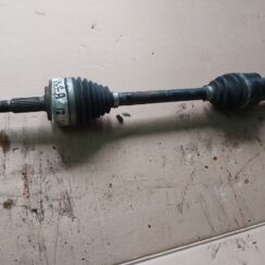 Pusass priekšējā kreisā priekš TOYOTA VERSO 2012