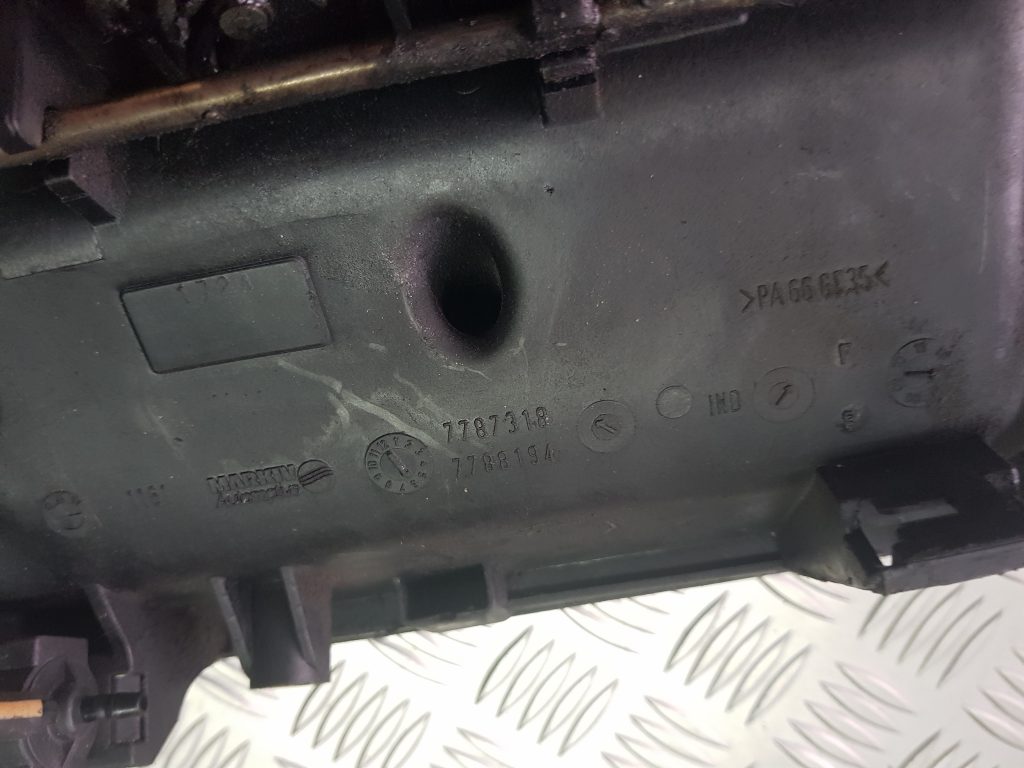 Ieplūdes kolektors priekš BMW 520D E60 2006 ENG.