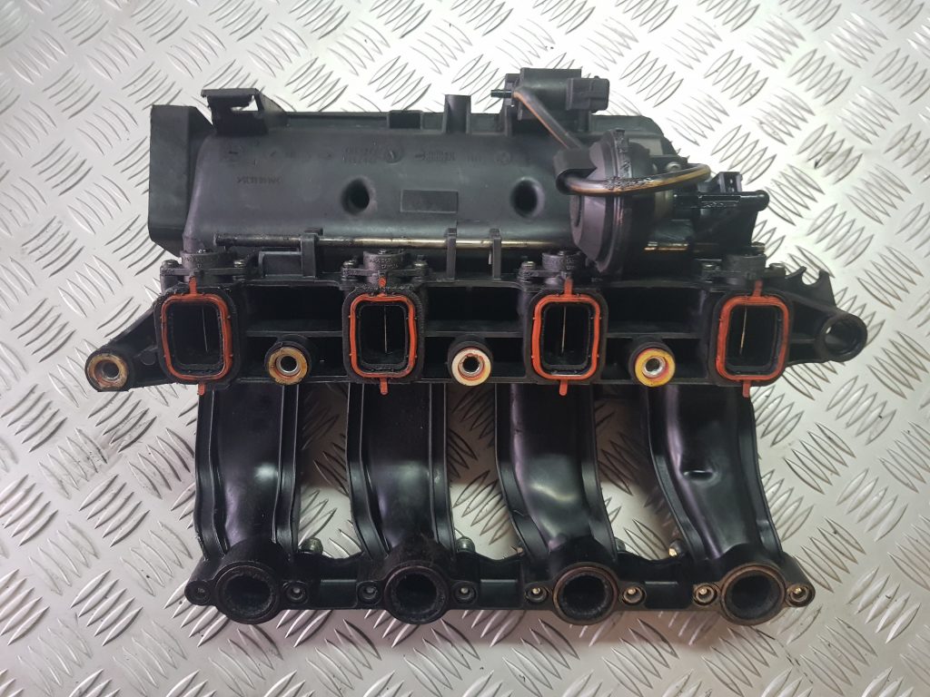 Ieplūdes kolektors priekš BMW 520D E60 2006 ENG.