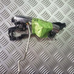 Priekšējāis kreisais durvju rokturis priekš TOYOTA HILUX 2009