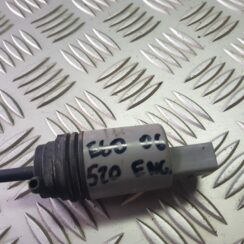 Mazgātāja šķidruma sūknis priekš BMW 520D E60 2006 ENG.