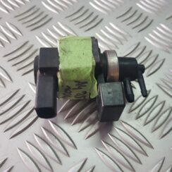 Solenoīda vakuuma vārsts priekš AUDI A4 AVANT 2004