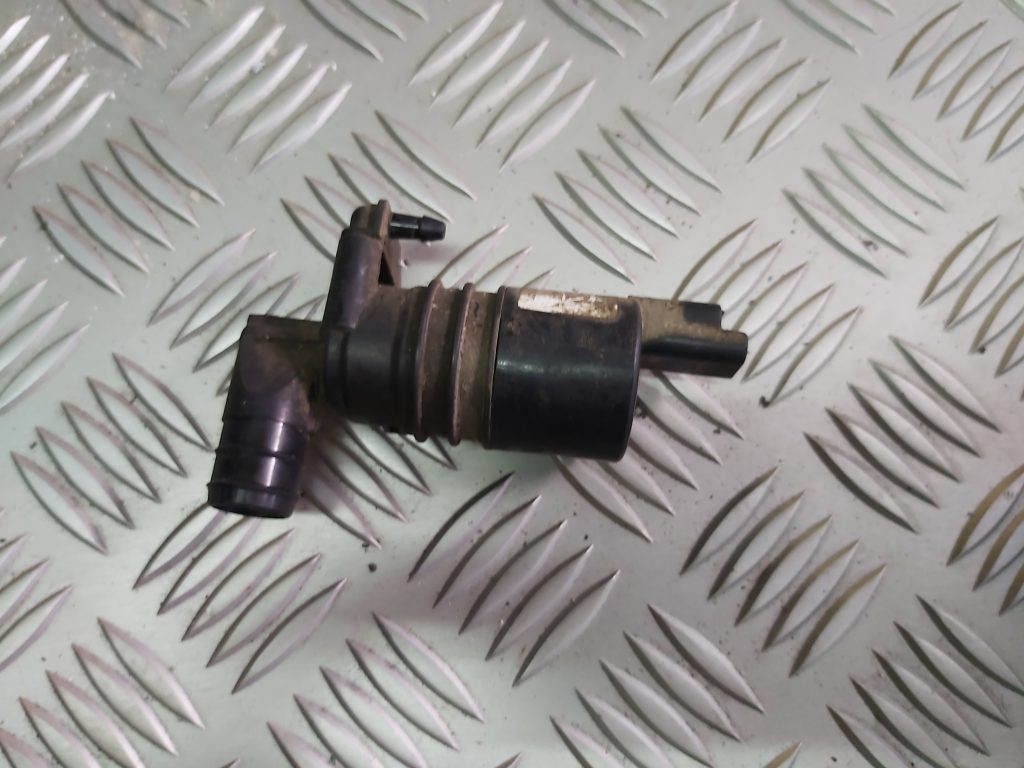 Mazgātāja šķidruma sūknis priekš PEUGEOT 307 2007 1 Mazgātāja šķidruma sūknis priekš PEUGEOT 307 2007