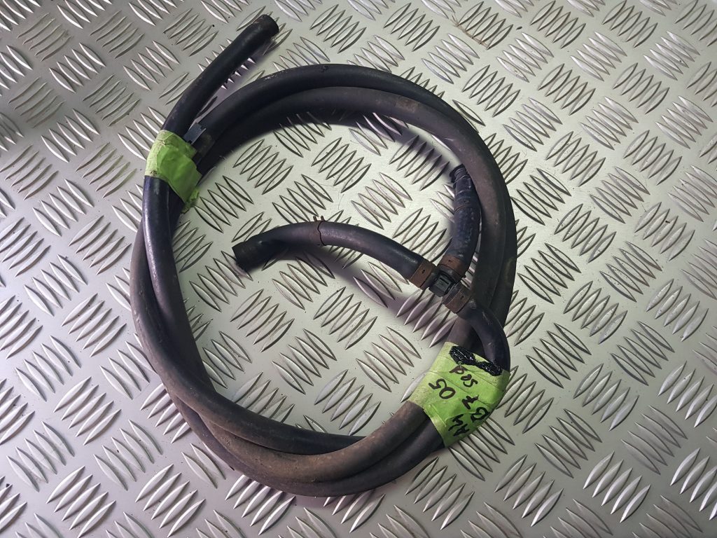 Gumijas šļūtene priekš AUDI A4 2005