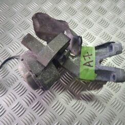 Dzinēja kronšteins priekš AUDI A7 2011 SPORTBACK