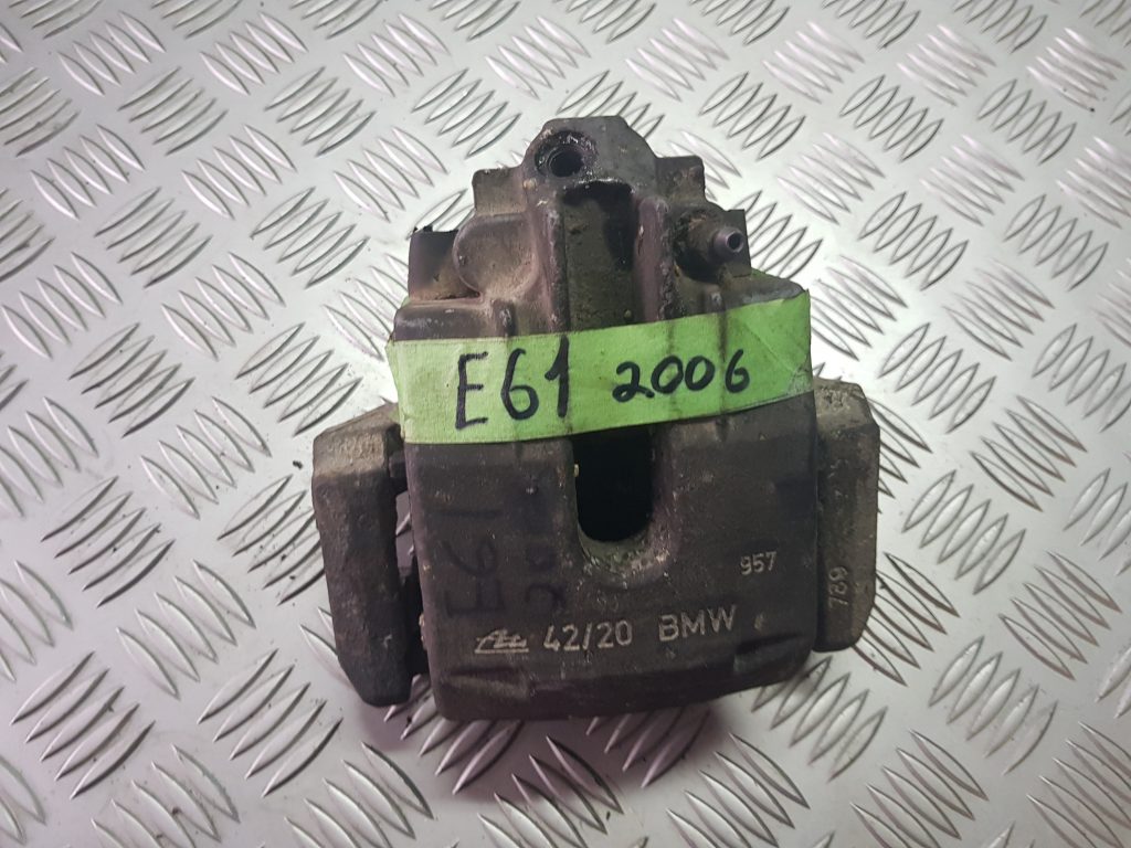 Aizmugurējais kreisais suports priekš BMW 530D E61 2006 TOURING TITANSILVER