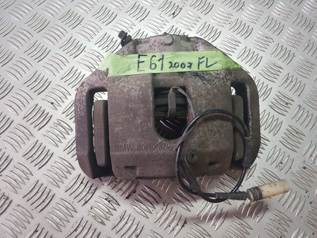 Priekšējais kreisais suports priekš BMW 525D E61 2007 TOURING BLACK