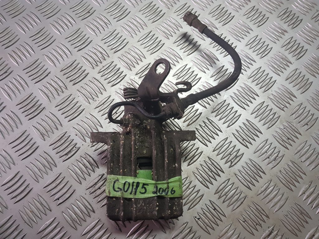 Aizmugurējais kreisais suports priekš VW GOLF 5 2006 1 Aizmugurējais kreisais suports priekš VW GOLF 5 2006