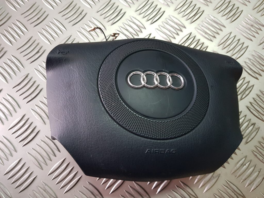 Mērinstrumentu paneļa drošības spilvens priekš AUDI A6 1998 1 Mērinstrumentu paneļa drošības spilvens priekš AUDI A6 1998