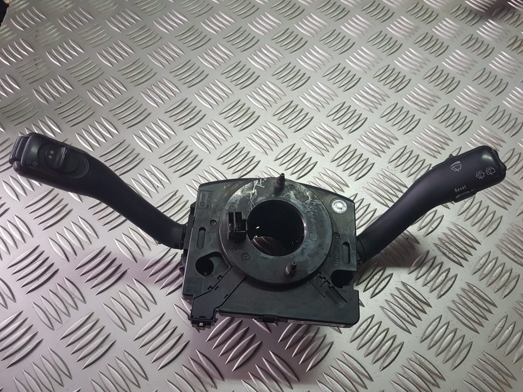 Stūres statnes slēdzis priekš AUDI A6 AVANT 2003