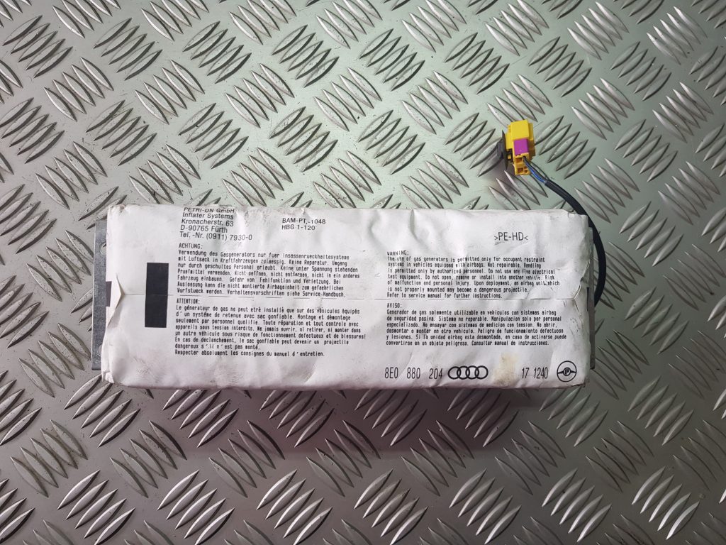 Mērinstrumentu paneļa drošības spilvens priekš AUDI A4 2001