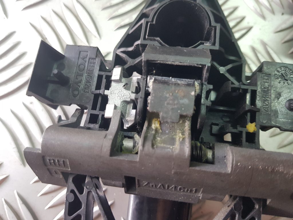 Ārējais durvju rokturis priekš VOLVO C30 2008 BLACK 2 Ārējais durvju rokturis priekš VOLVO C30 2008 BLACK